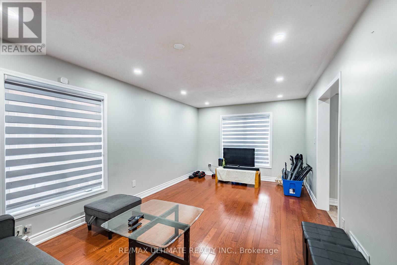 22 Beresford Crescent, Brampton, Ontario  L6P 2M2 - Photo 8 - W13141016