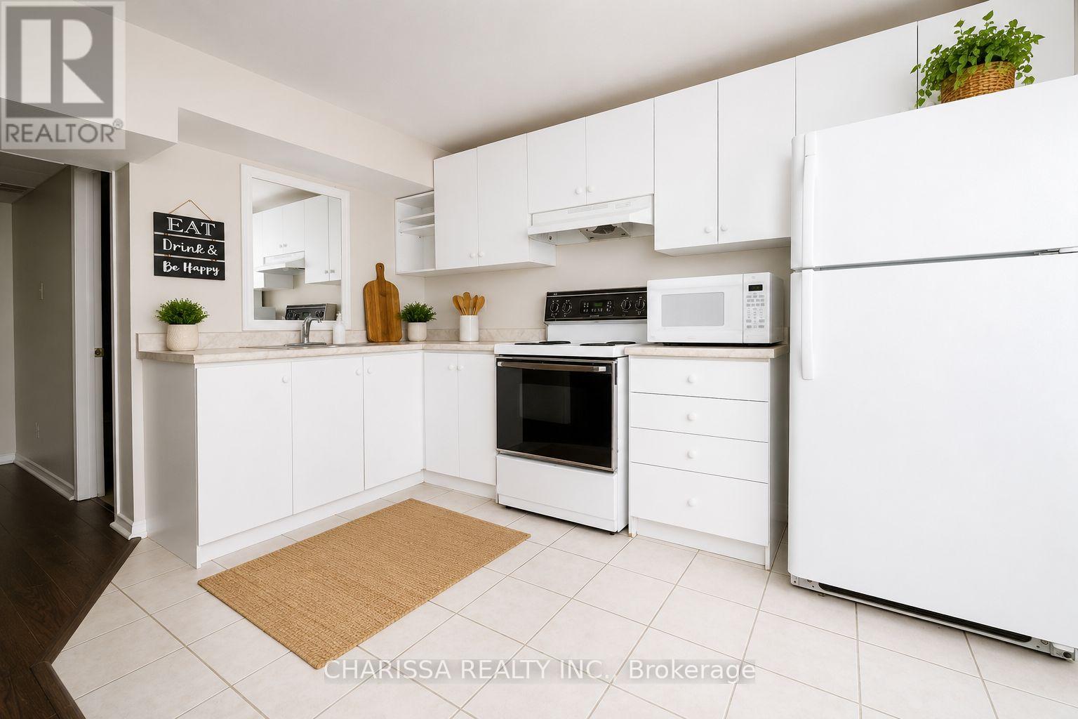 Bsmt - 2872 Gardenview Crescent, Mississauga, Ontario  L5M 5T4 - Photo 3 - W13141018
