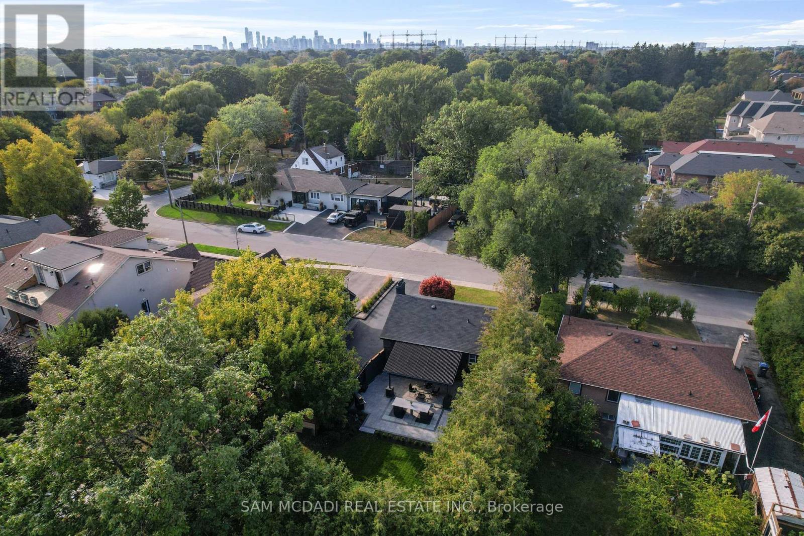 1140 Halliday Avenue, Mississauga, Ontario  L5E 1P9 - Photo 39 - W13141028