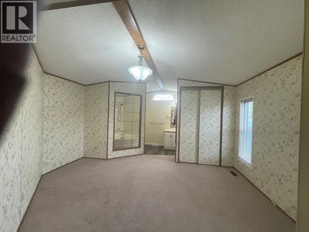 12 Westover Crescent, Claresholm, Alberta  T0L 0T0 - Photo 11 - A2311036