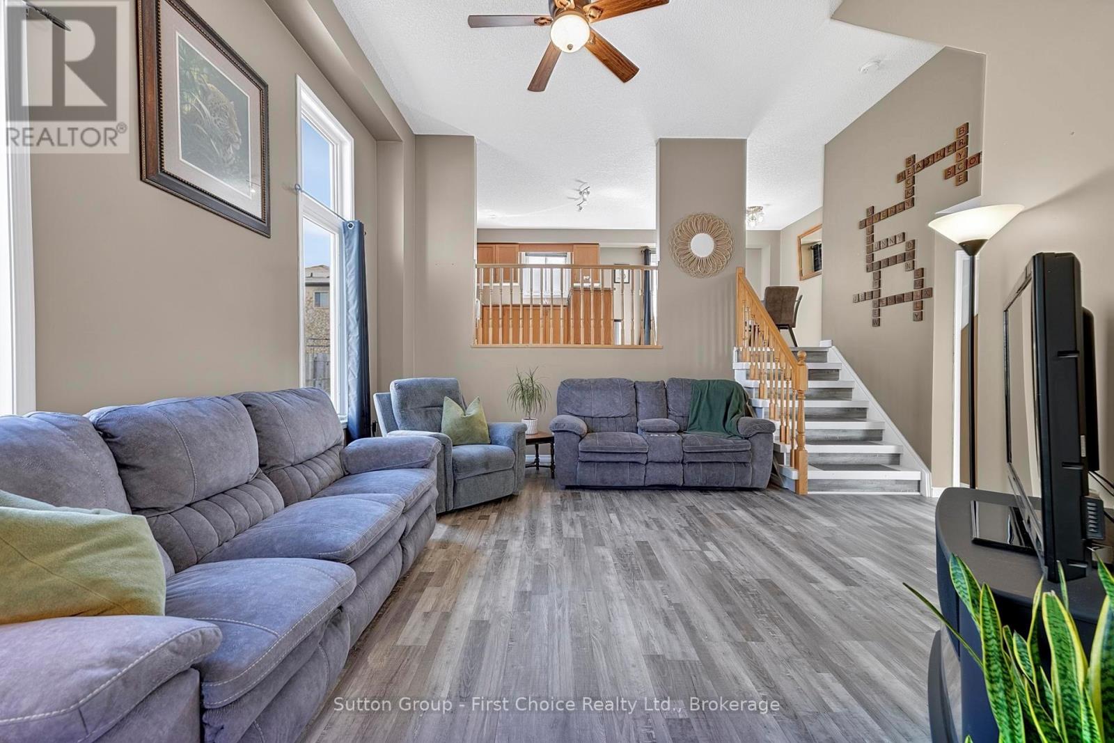670 Reid Crescent, North Perth, Ontario  N4W 0A1 - Photo 8 - X12998724