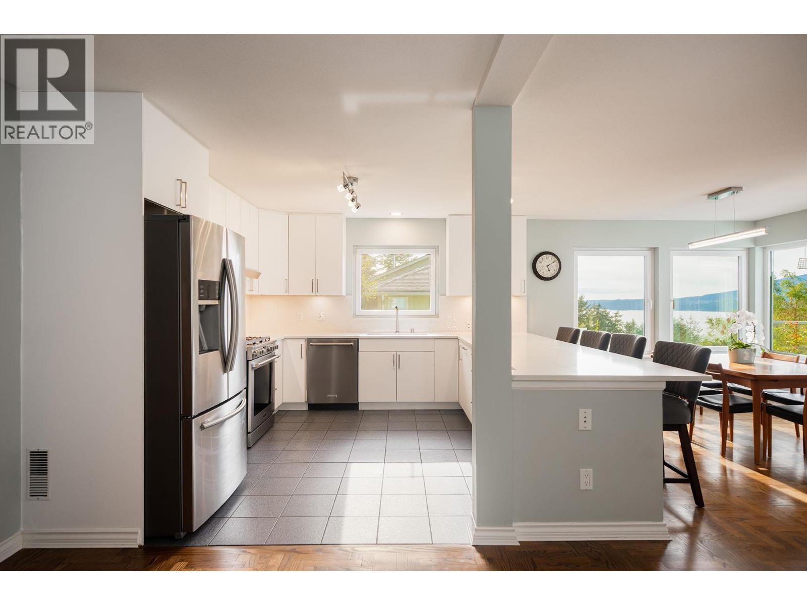 1597 Isleview Lane, Bowen Island, British Columbia  V0N 1G2 - Photo 7 - R3115921