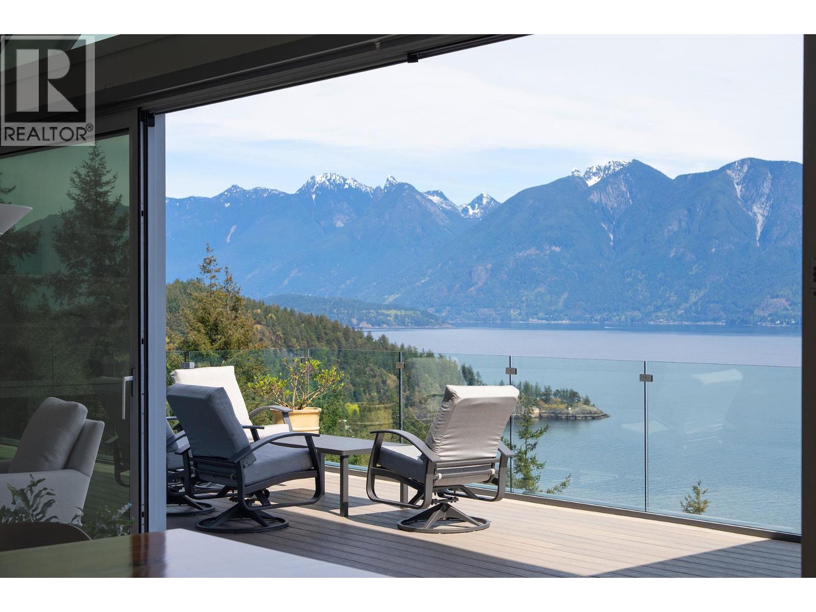 743 Channelview Drive, Bowen Island, British Columbia  V0N 1G1 - Photo 4 - R3116605