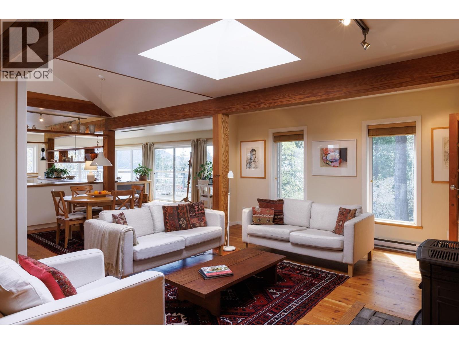 234 David Road, Bowen Island, British Columbia V0N 1G1 - Photo 2 - R3116763