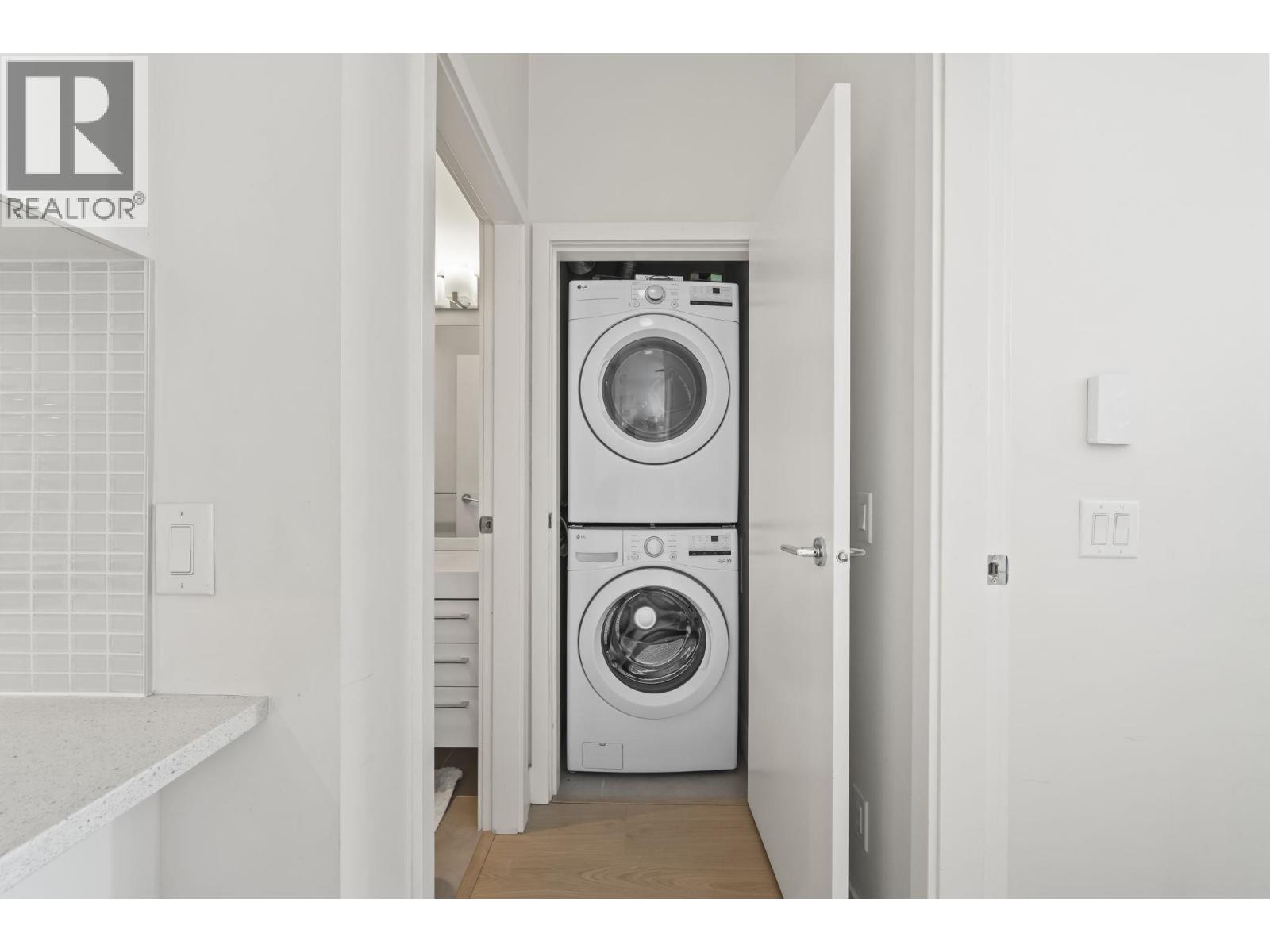 601 668 Columbia Street, New Westminster, British Columbia  V3M 1A9 - Photo 12 - R3113298