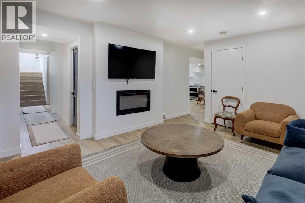 3419 Morley Trail NW, Calgary, Alberta  T2M 4H3 - Photo 24 - A2310942