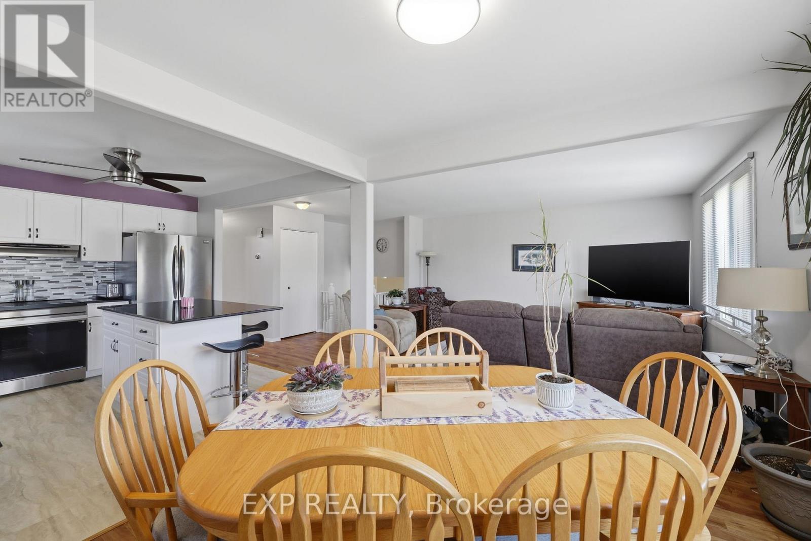 271 Anne Street, West Elgin, Ontario  N0L 2P0 - Photo 11 - X13141044