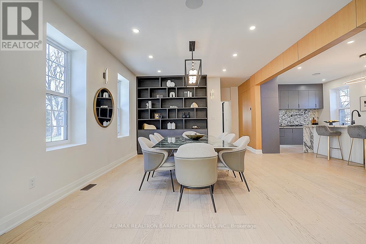 324 Old Yonge Street, Toronto, Ontario  M2P 1R4 - Photo 3 - C13141036