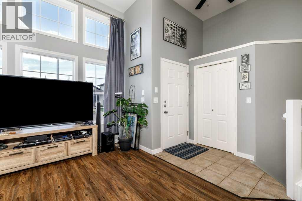 19 Ibbotson Close, Red Deer, Alberta  T4R 0C6 - Photo 4 - A2310841