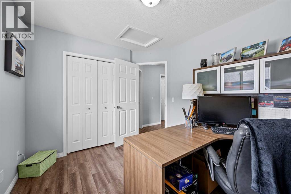 187 West Lakeview Circle, Chestermere, Alberta  T1X 1H7 - Photo 25 - A2308914