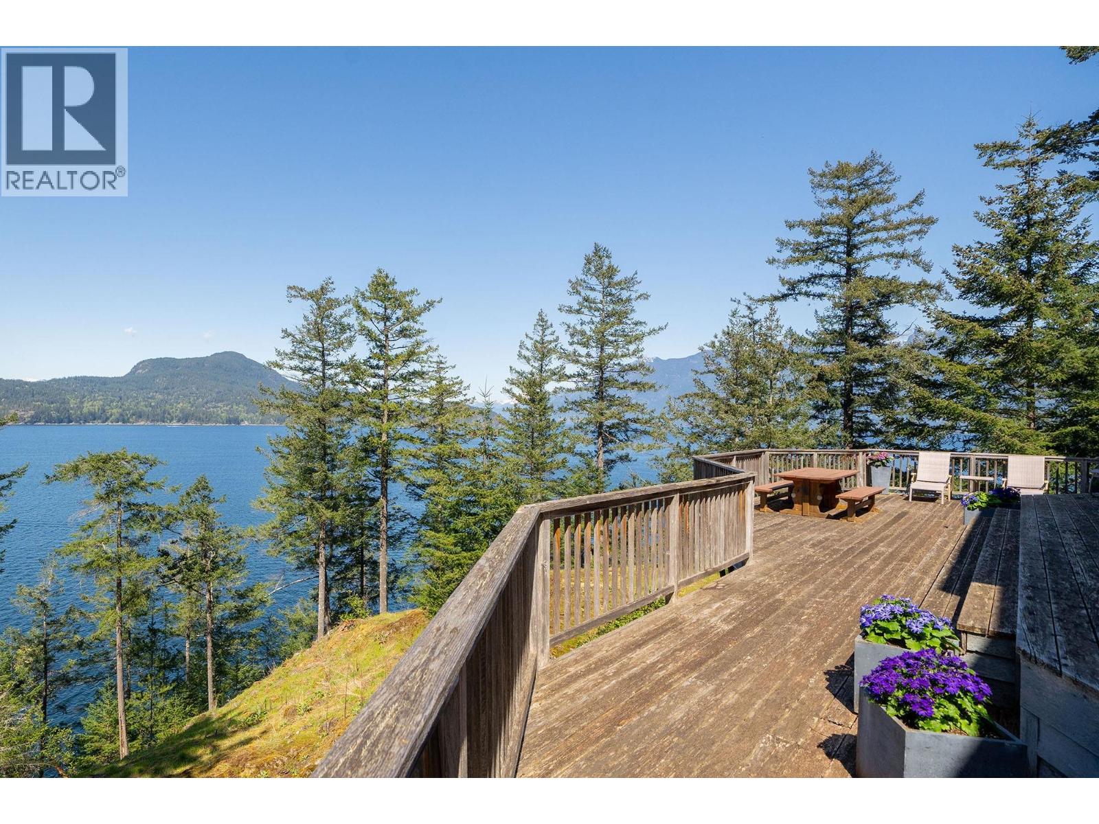 520 Smugglers Cove Road, Bowen Island, British Columbia  V0N 1G1 - Photo 13 - R3119397