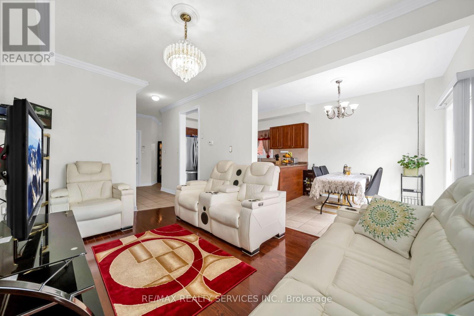 82 Footbridge Crescent, Brampton, Ontario  L6R 0T8 - Photo 11 - W13141046