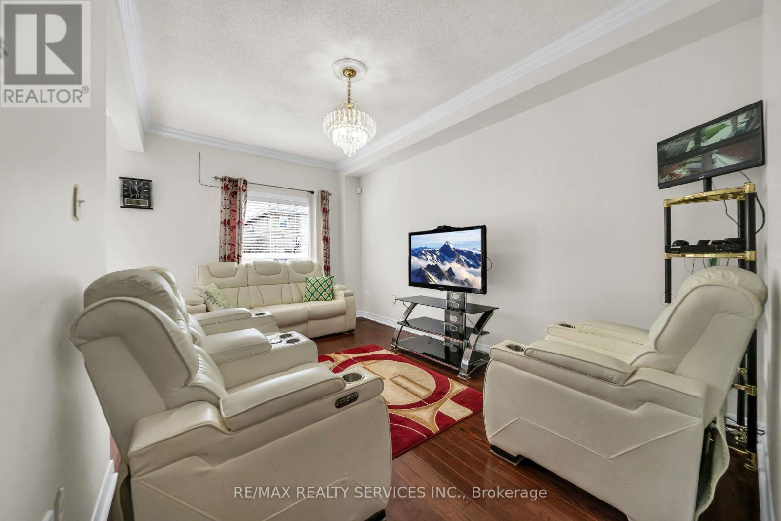 82 Footbridge Crescent, Brampton, Ontario  L6R 0T8 - Photo 12 - W13141046