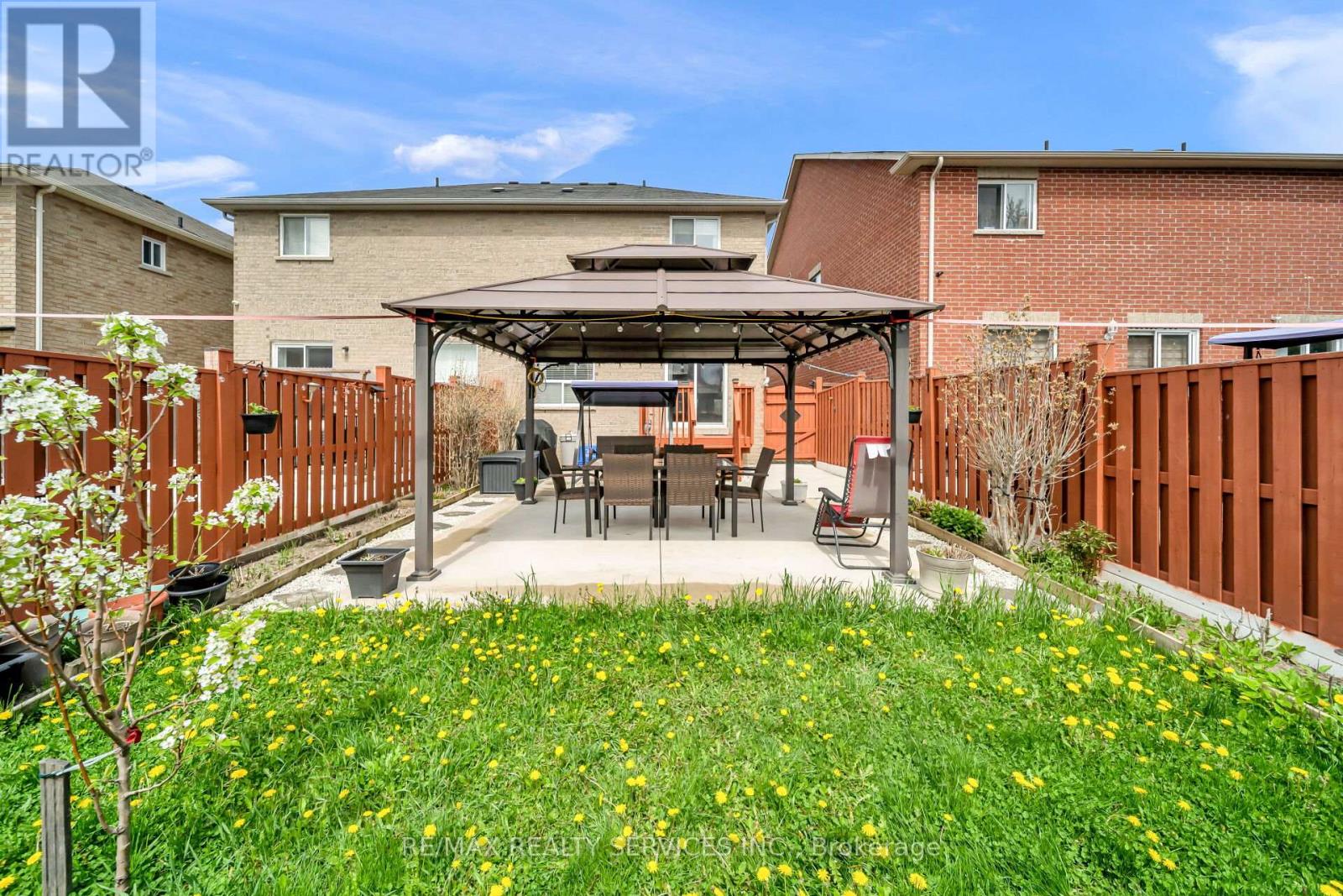 82 Footbridge Crescent, Brampton, Ontario  L6R 0T8 - Photo 38 - W13141046