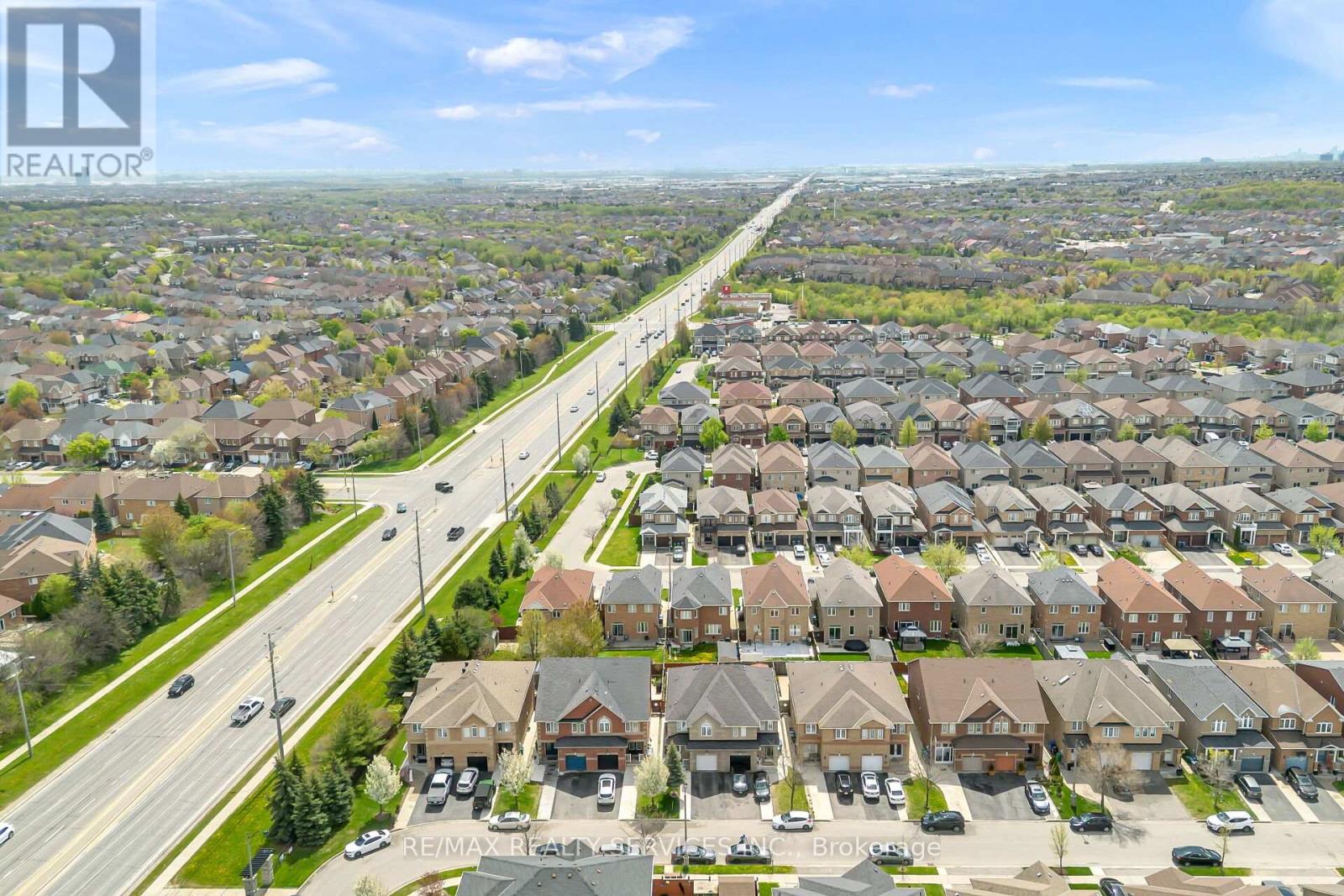 82 Footbridge Crescent, Brampton, Ontario  L6R 0T8 - Photo 43 - W13141046