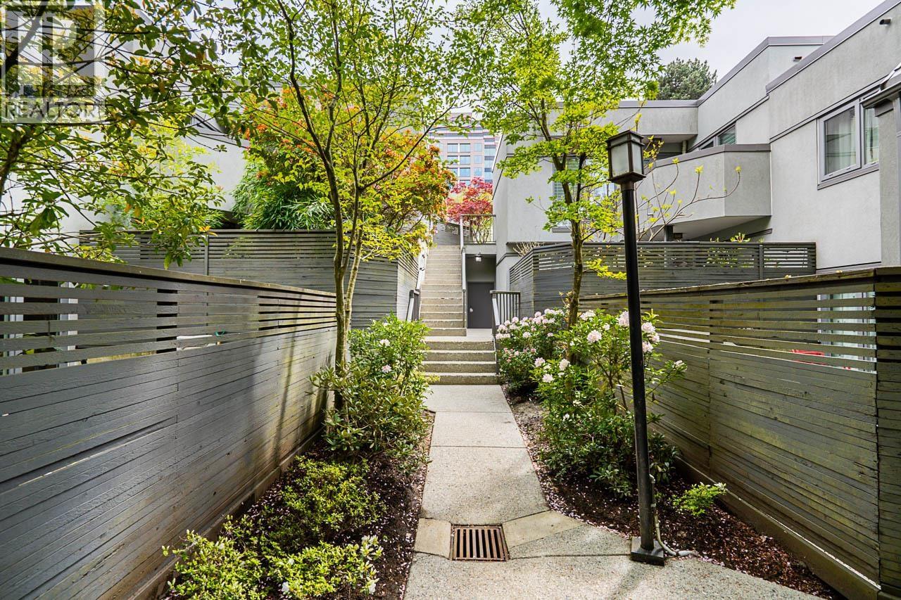 1304 West 7th Avenue, Vancouver, British Columbia  V6H 3W5 - Photo 30 - R3124550