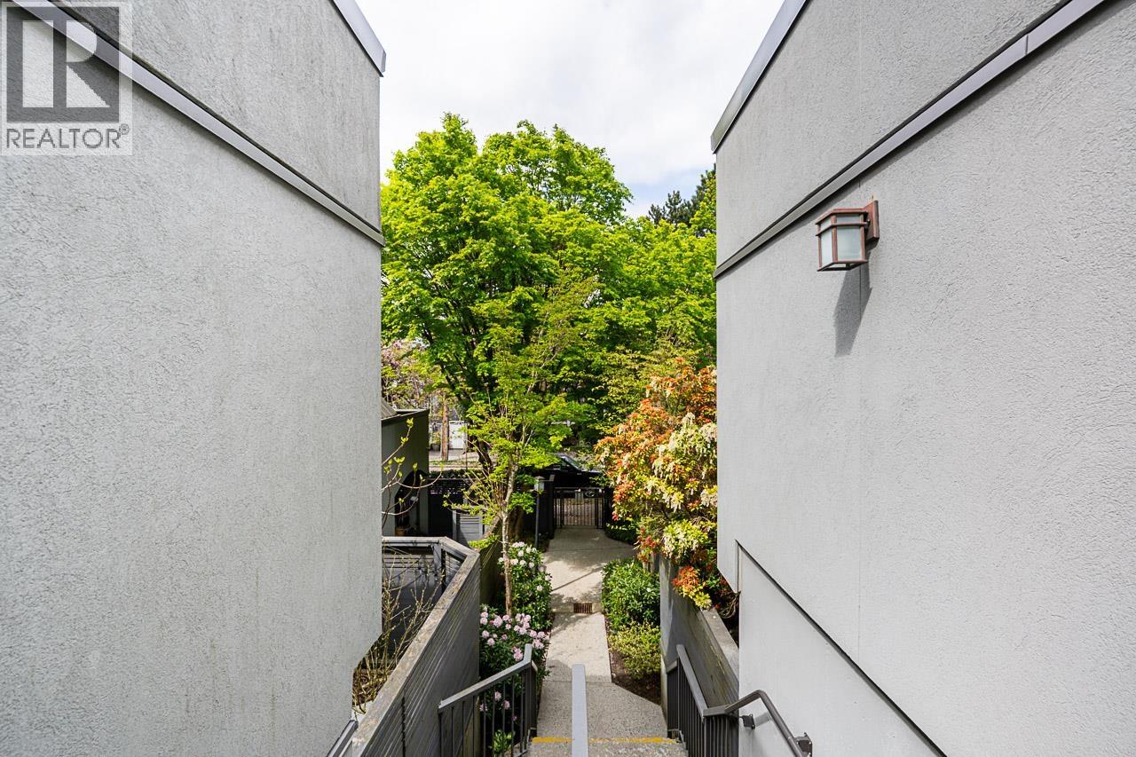 1304 West 7th Avenue, Vancouver, British Columbia  V6H 3W5 - Photo 34 - R3124550