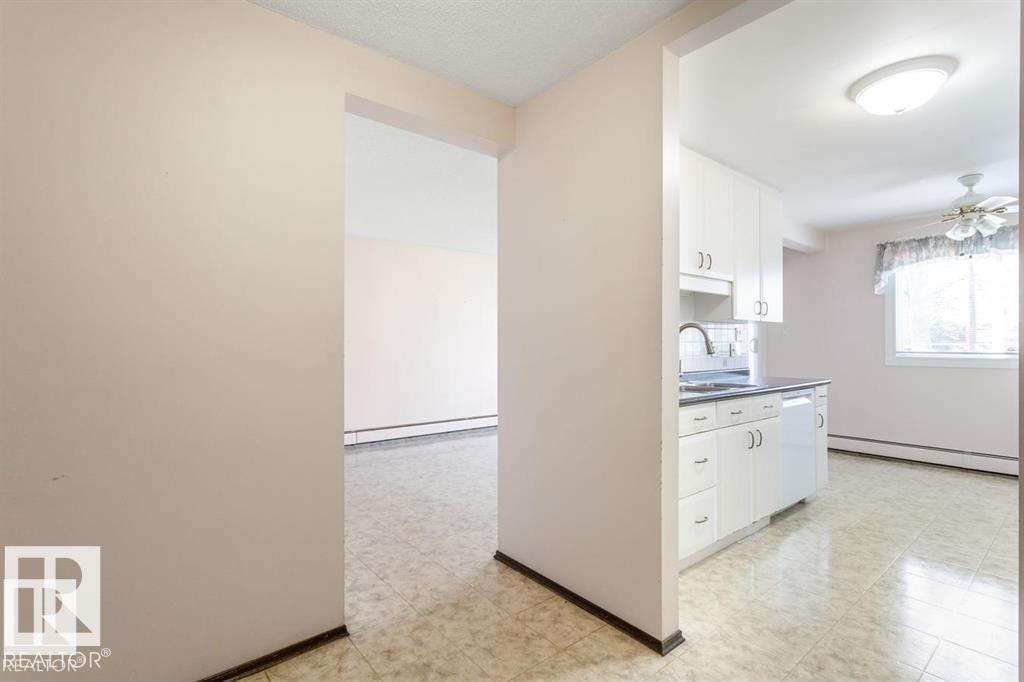 8924 85 Av Nw, Edmonton, Alberta  T6C 1H1 - Photo 4 - E4488469