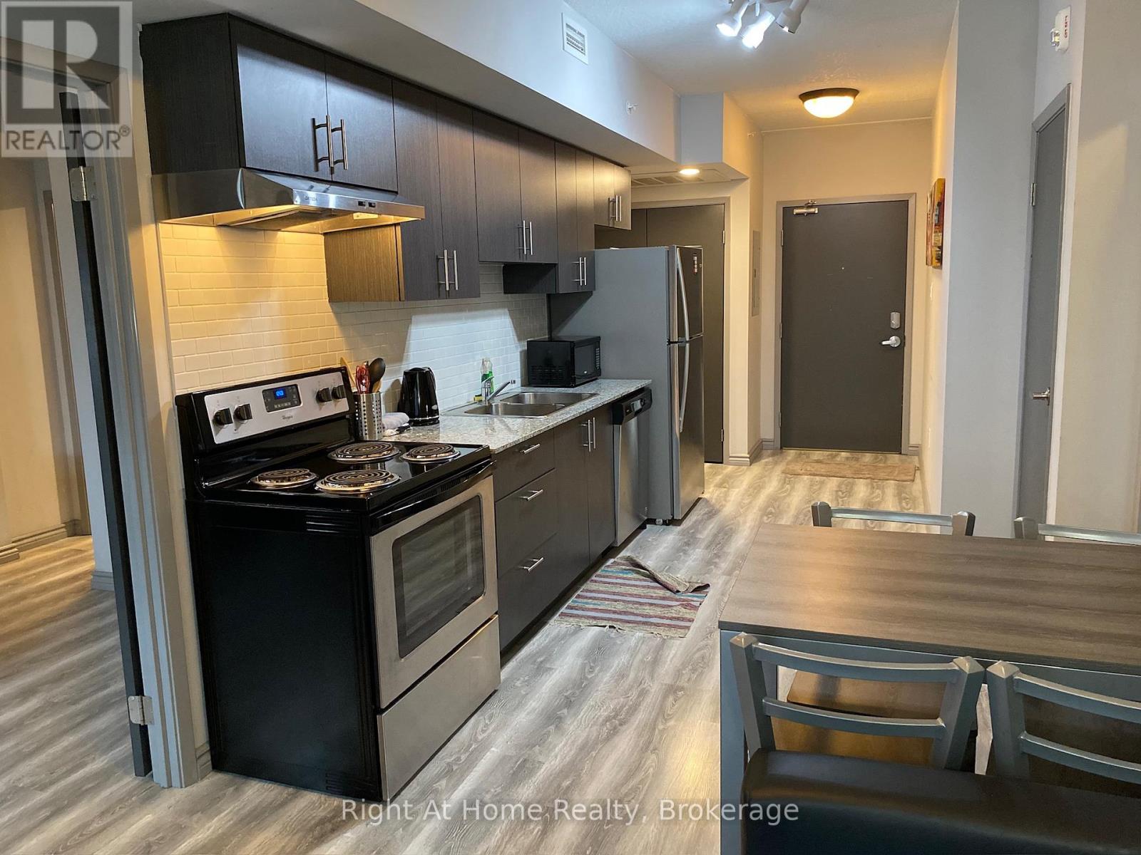 G310 - 275 Larch Street, Waterloo, Ontario  N2L 0J4 - Photo 12 - X13141070