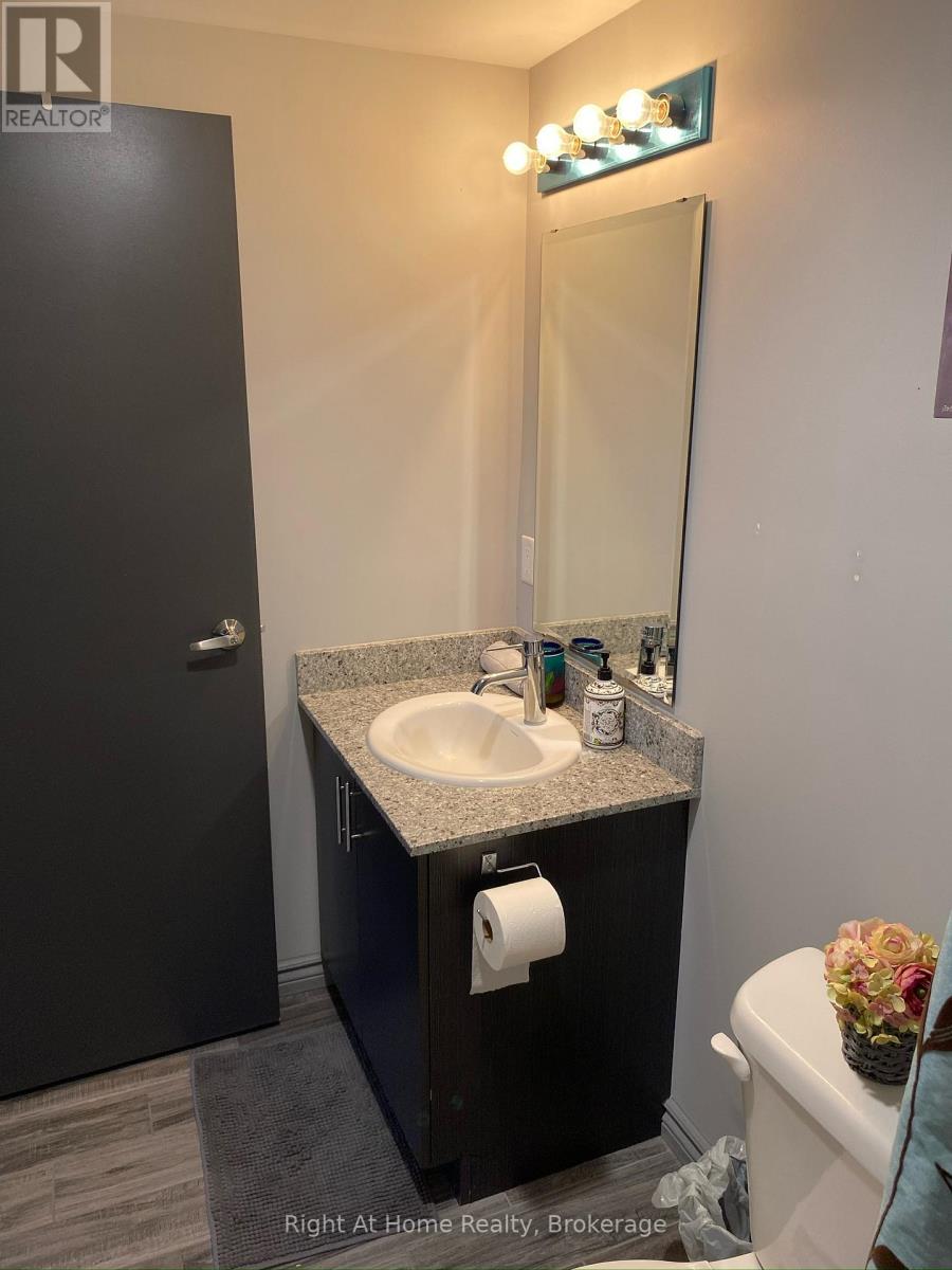 G310 - 275 Larch Street, Waterloo, Ontario  N2L 0J4 - Photo 15 - X13141070