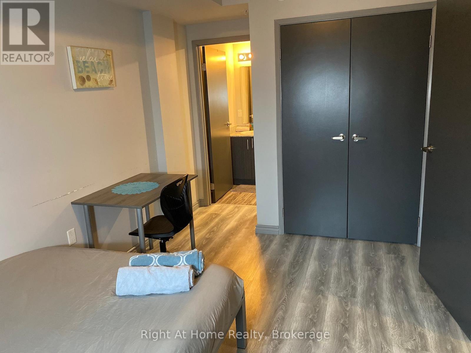 G310 - 275 Larch Street, Waterloo, Ontario  N2L 0J4 - Photo 19 - X13141070