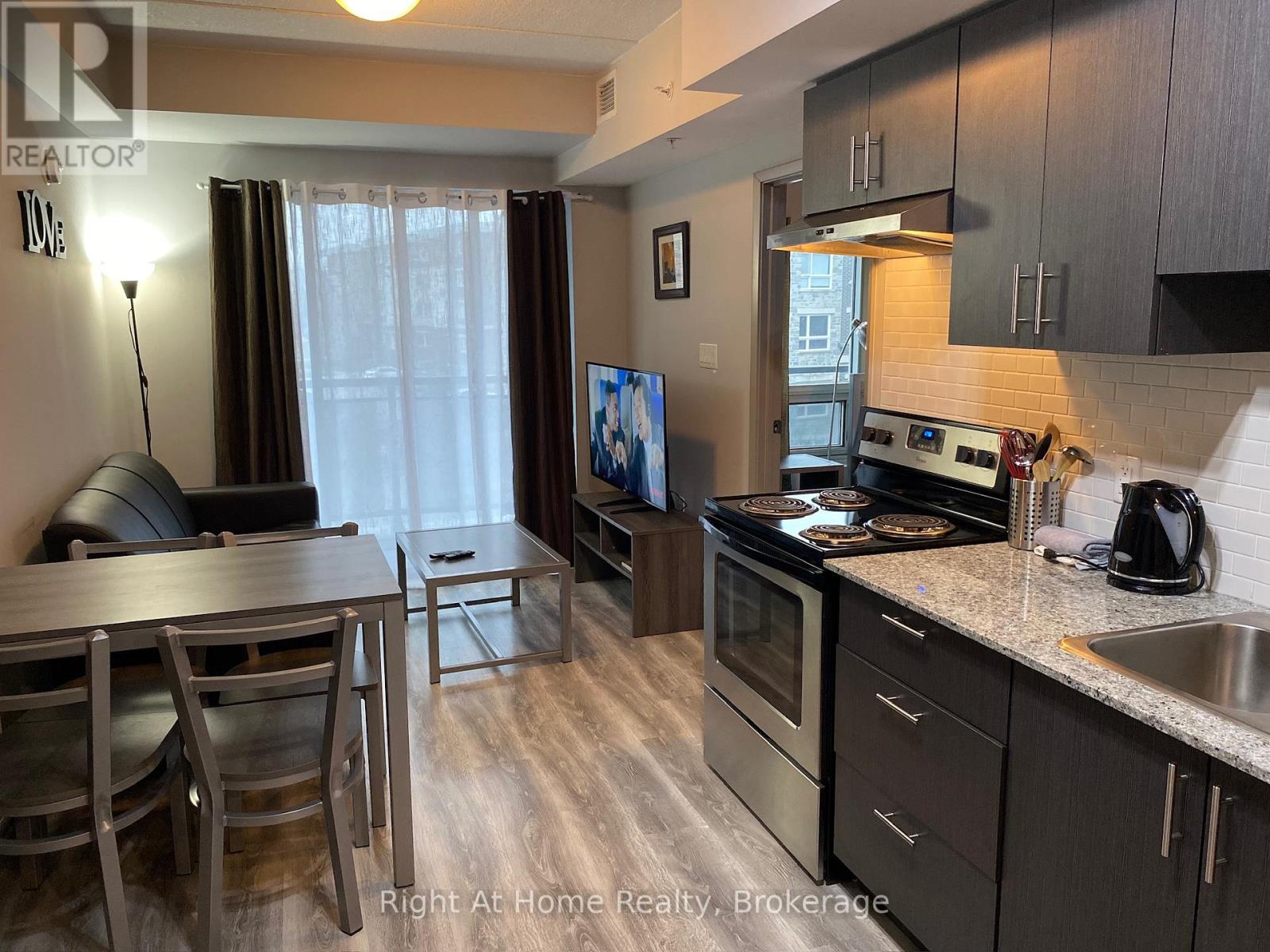 G310 - 275 Larch Street, Waterloo, Ontario  N2L 0J4 - Photo 3 - X13141070