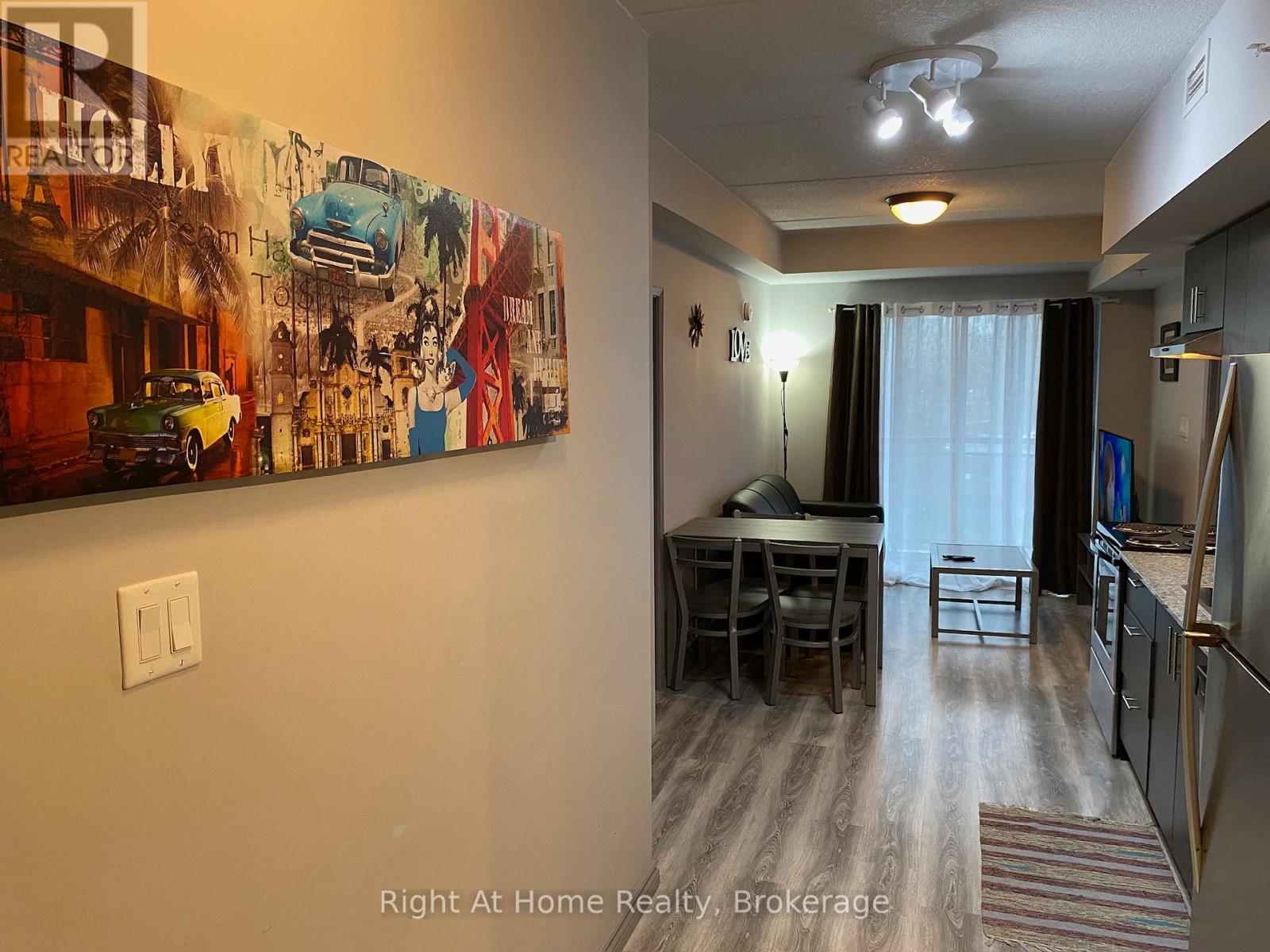 G310 - 275 Larch Street, Waterloo, Ontario  N2L 0J4 - Photo 5 - X13141070