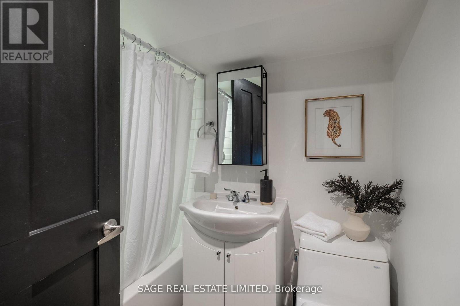438 Sumach Street, Toronto, Ontario  M4X 1V7 - Photo 22 - C13141052