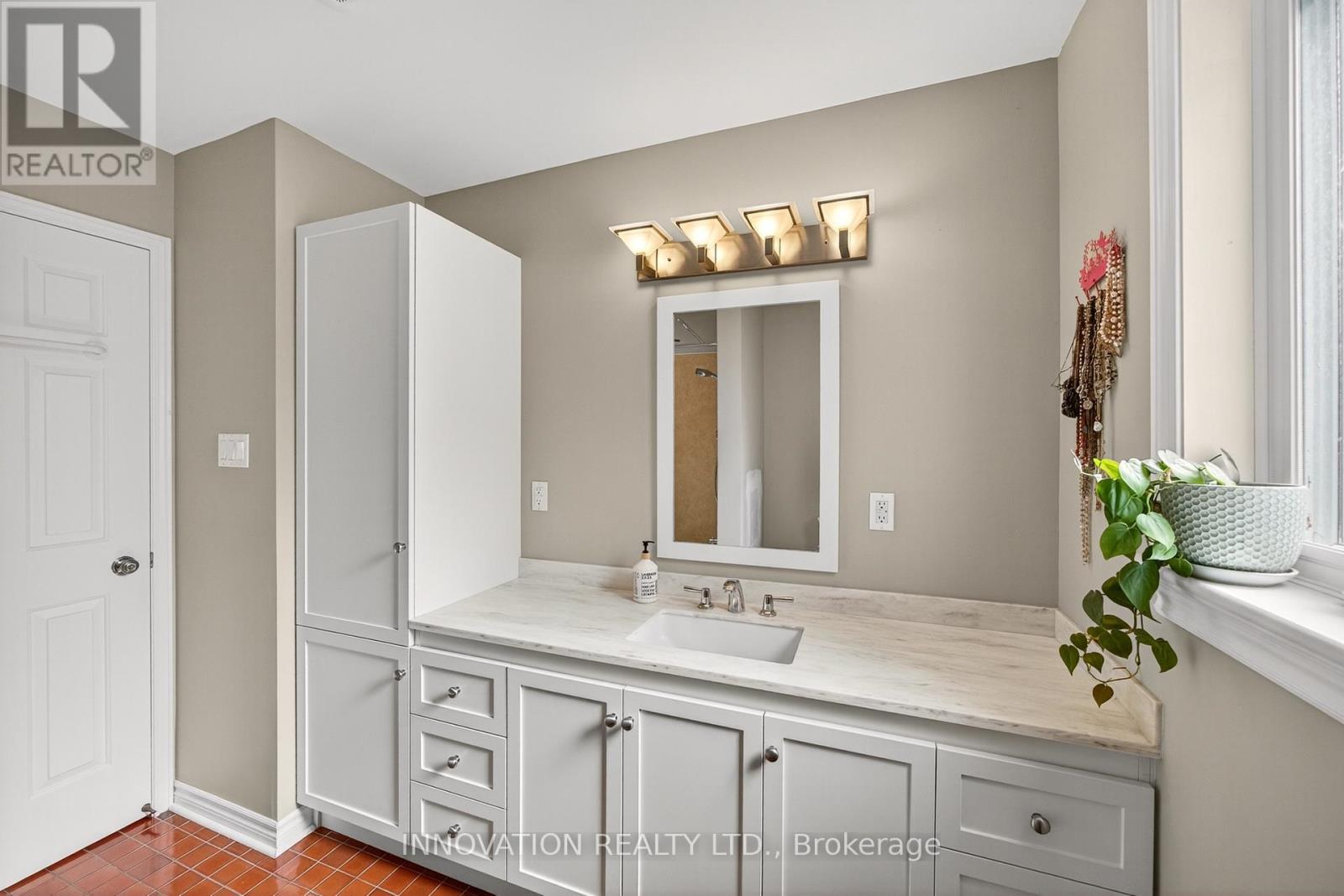 5558 South Island Park Drive, Ottawa, Ontario  K4M 1J2 - Photo 34 - X12902056