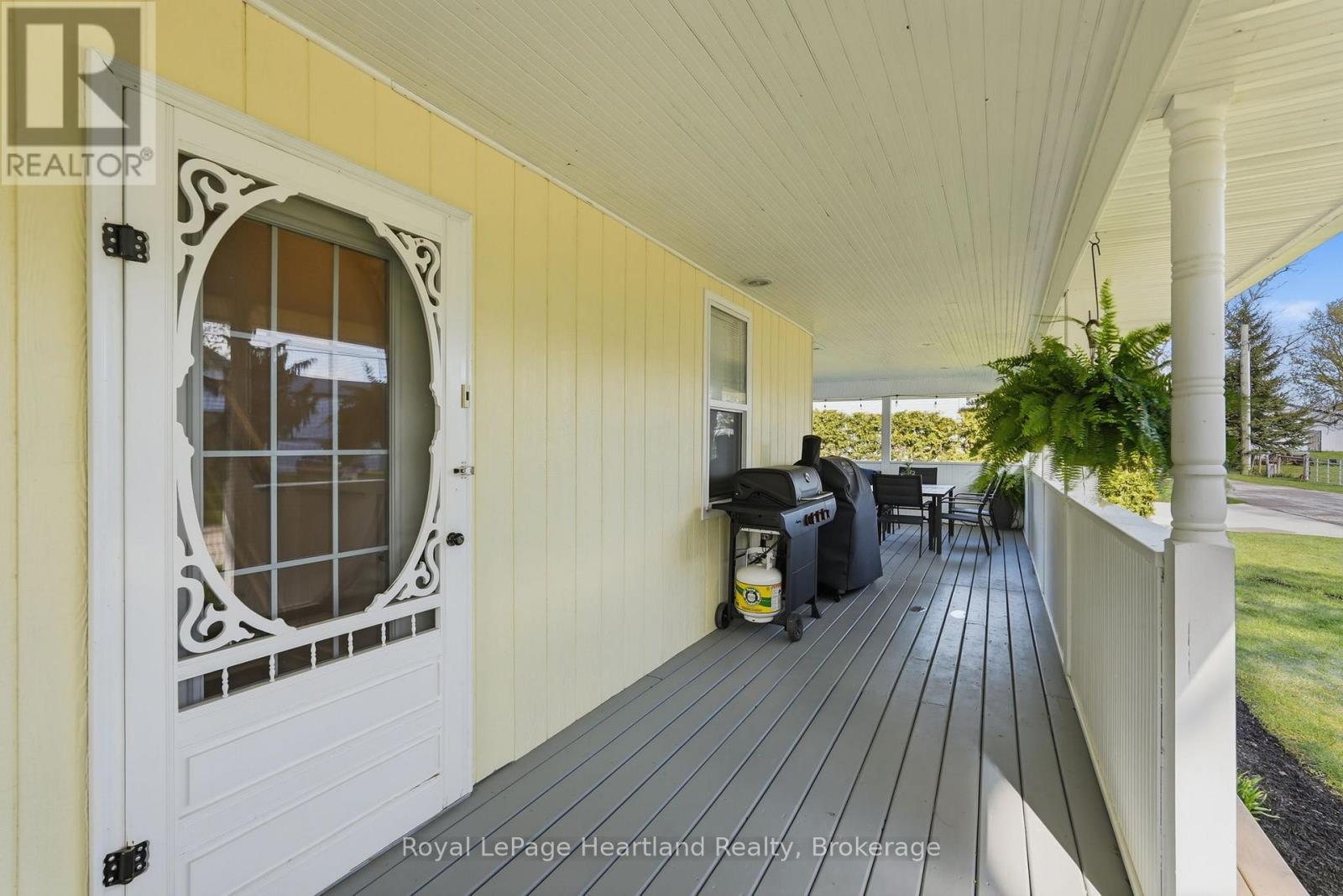 16 King Street, Huron East, Ontario  N0G 1H0 - Photo 10 - X13141060