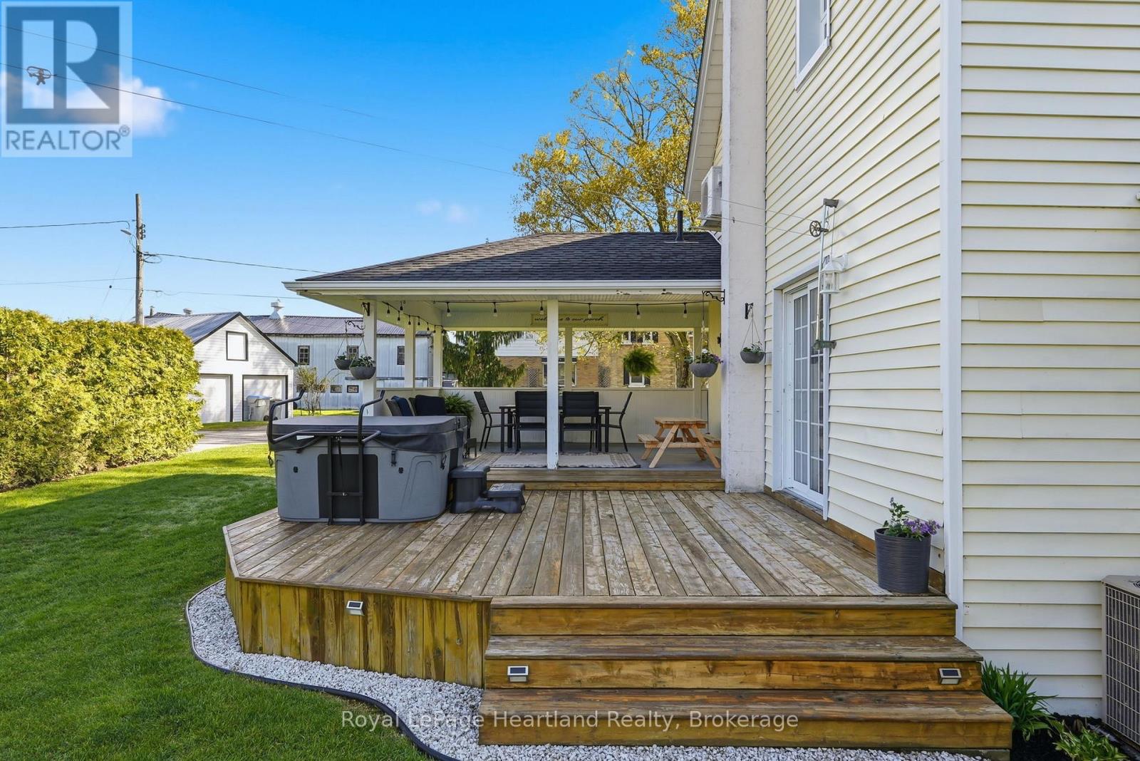 16 King Street, Huron East, Ontario  N0G 1H0 - Photo 41 - X13141060
