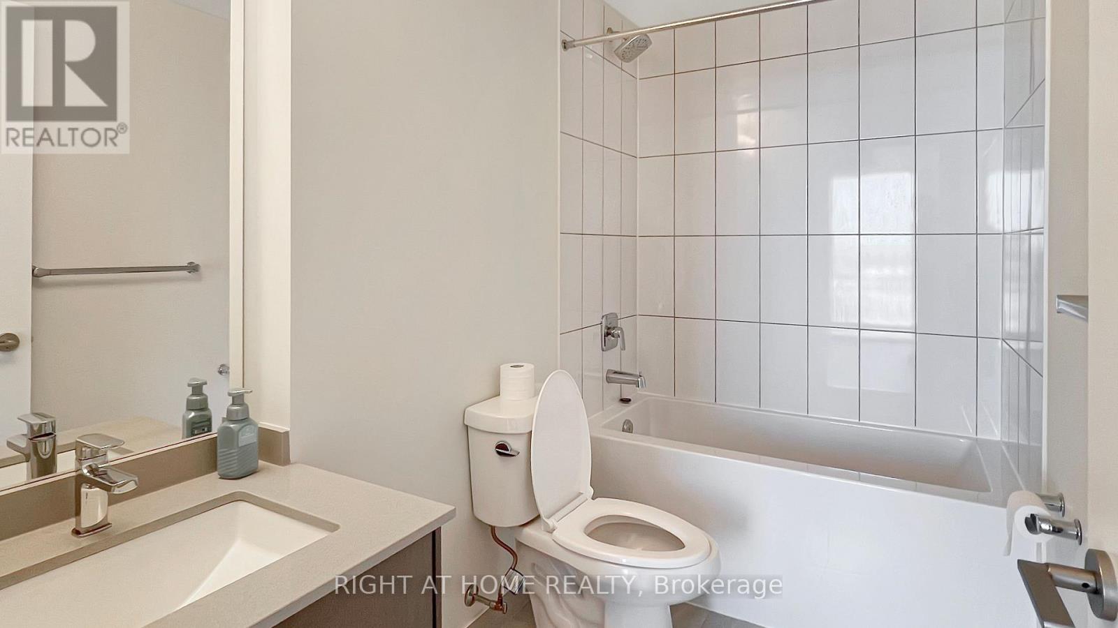 2219 - 9000 Jane Street, Vaughan, Ontario  L4K 0M6 - Photo 11 - N13141056