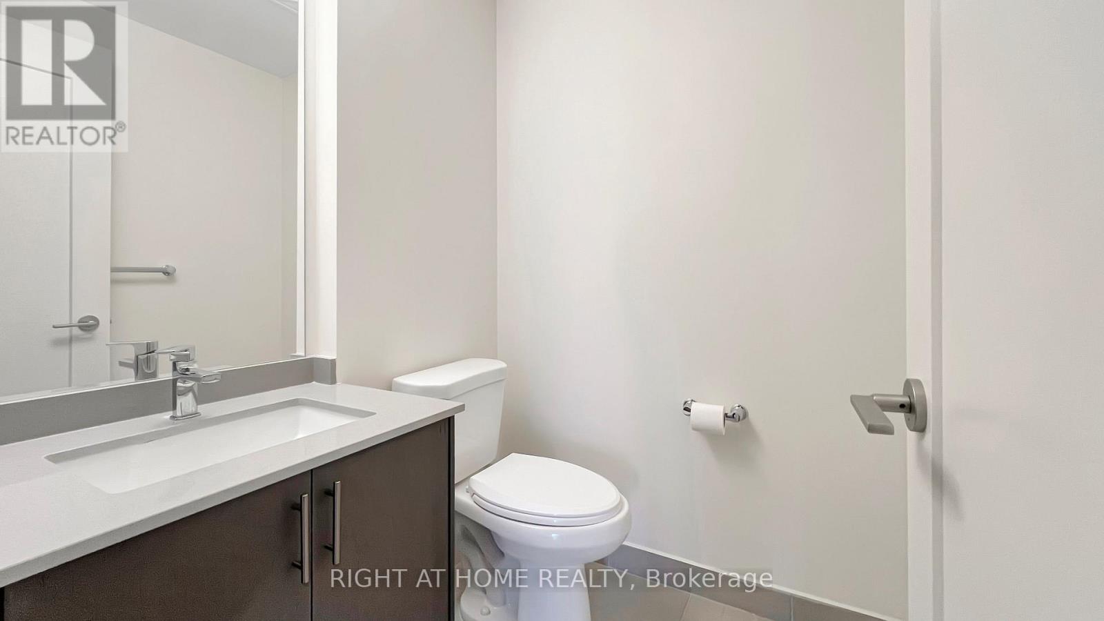 2219 - 9000 Jane Street, Vaughan, Ontario  L4K 0M6 - Photo 12 - N13141056