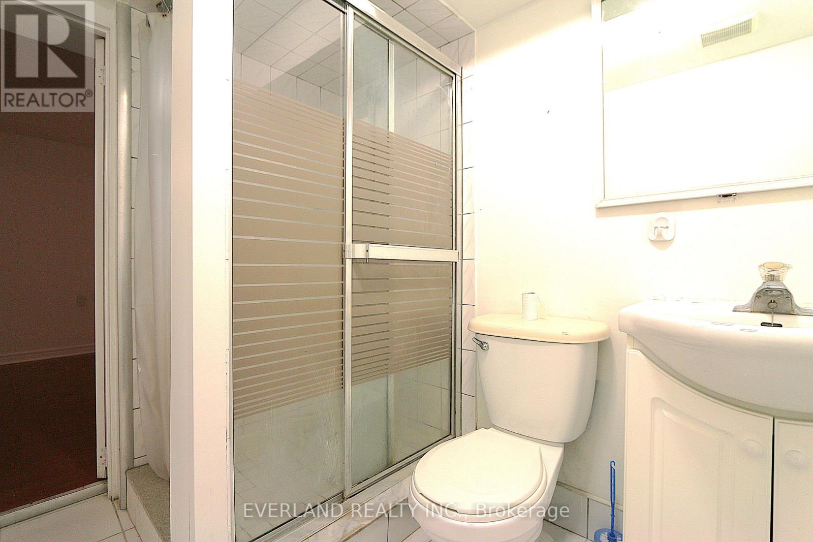 47 Jimston Drive, Markham, Ontario  L3R 6R7 - Photo 4 - N13141074