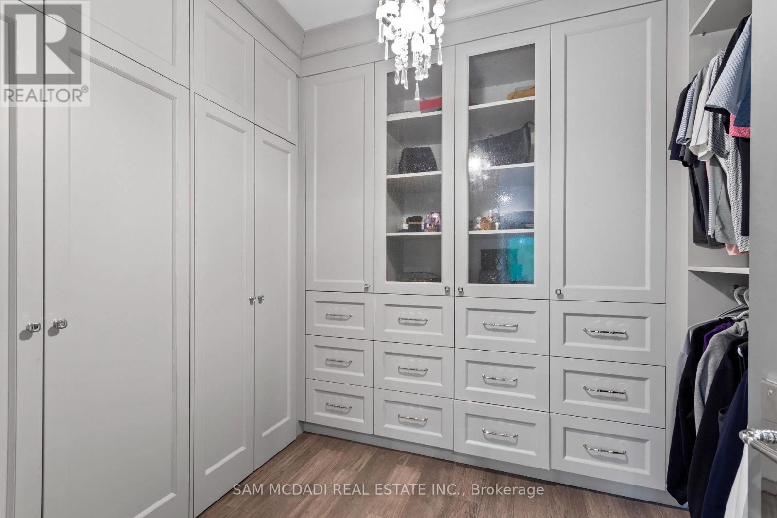 1134 Welwyn Drive, Mississauga, Ontario  L5J 3J3 - Photo 28 - W13141066