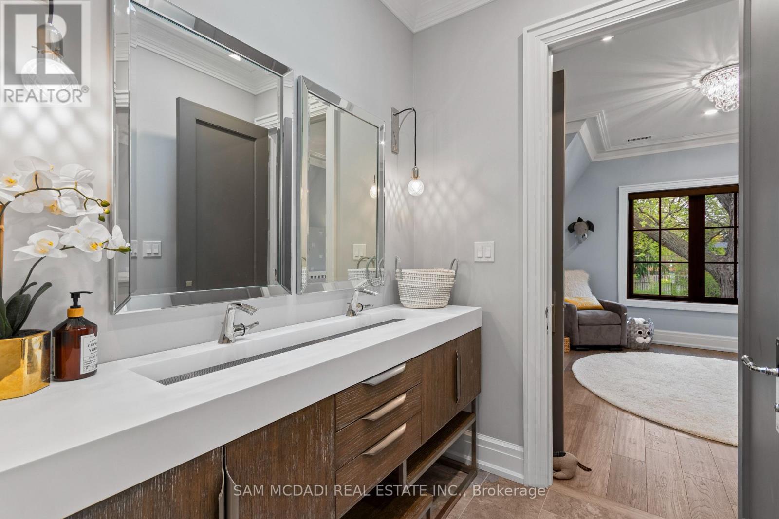 1134 Welwyn Drive, Mississauga, Ontario  L5J 3J3 - Photo 31 - W13141066
