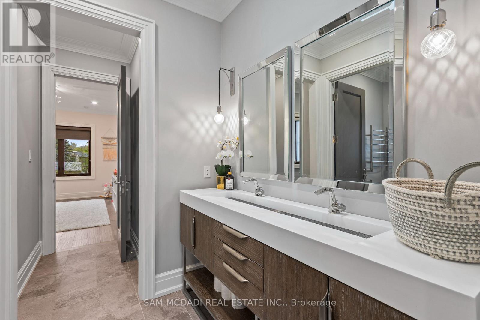 1134 Welwyn Drive, Mississauga, Ontario  L5J 3J3 - Photo 32 - W13141066