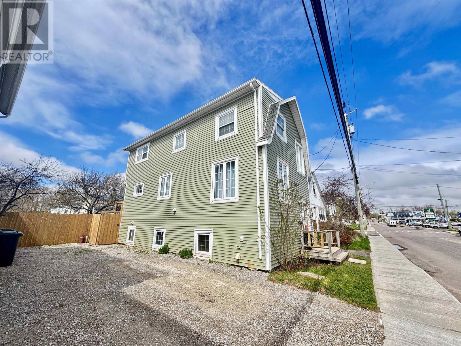 403 Queen Street, Charlottetown, Prince Edward Island  C1A 4E2 - Photo 2 - 202611198