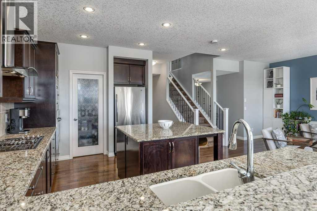 128 Sunset Park, Cochrane, Alberta  T4C 0N5 - Photo 11 - A2290294