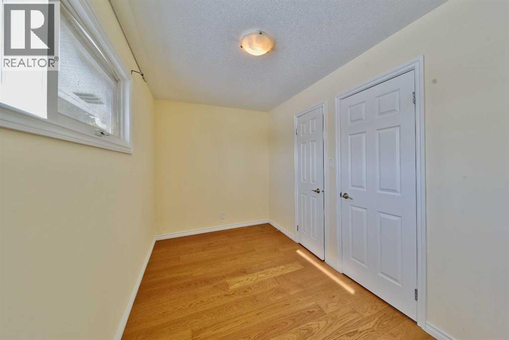 525 32 Avenue NE, Calgary, Alberta  T2E 2H3 - Photo 17 - A2293544