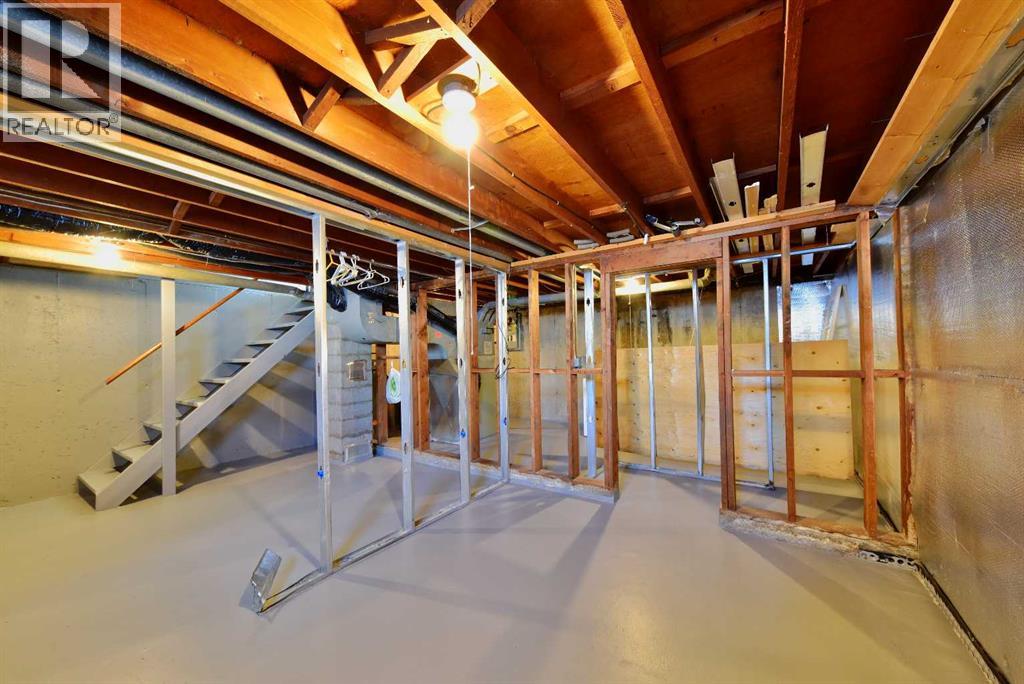 525 32 Avenue NE, Calgary, Alberta  T2E 2H3 - Photo 22 - A2293544