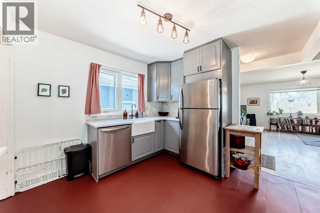 2709 16a Street NW, Calgary, Alberta  T2M 3R7 - Photo 9 - A2305953