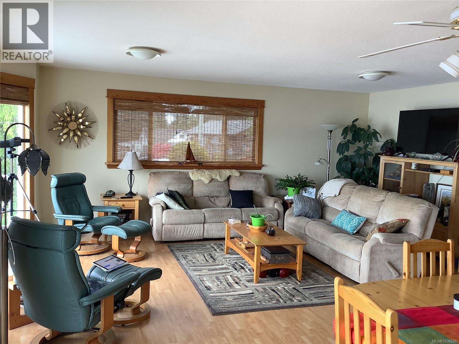490 2nd St, Sointula, British Columbia  V0N 3E0 - Photo 8 - 1036620