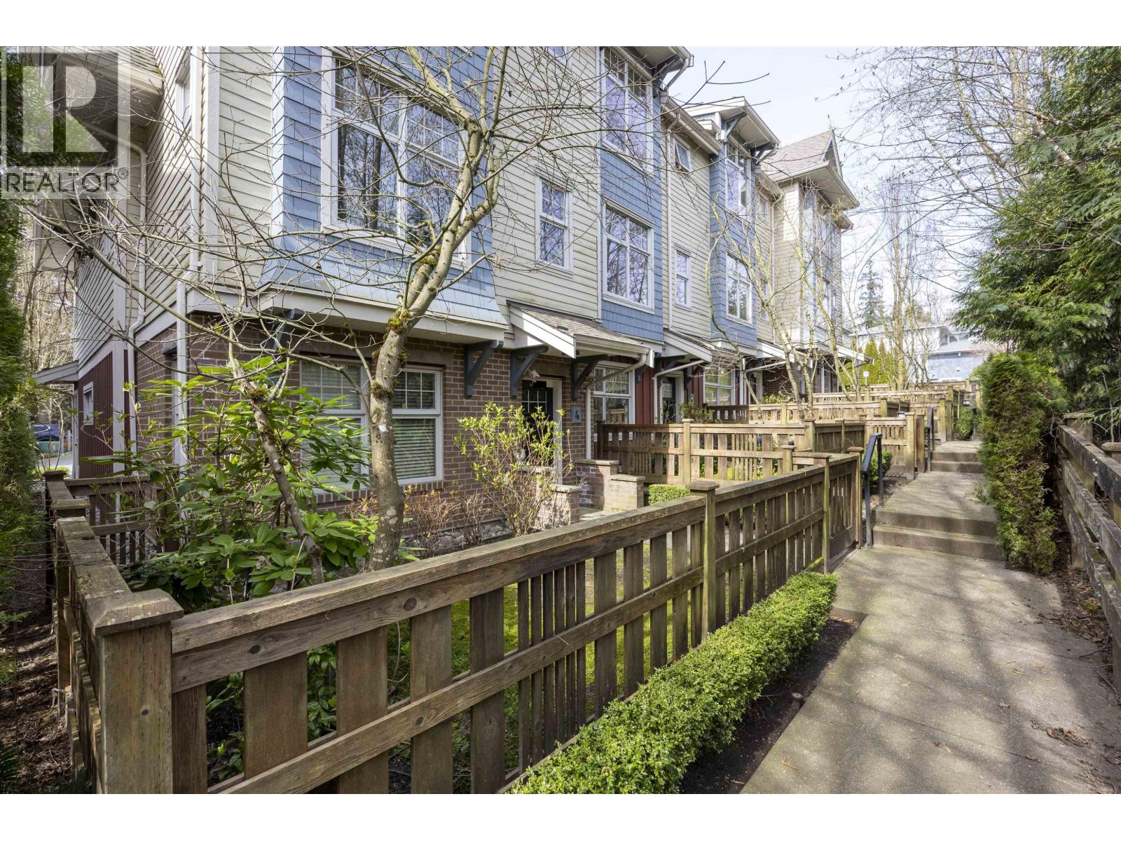 3 3380 Francis Crescent, Coquitlam, British Columbia  V3E 0H1 - Photo 3 - R3105736