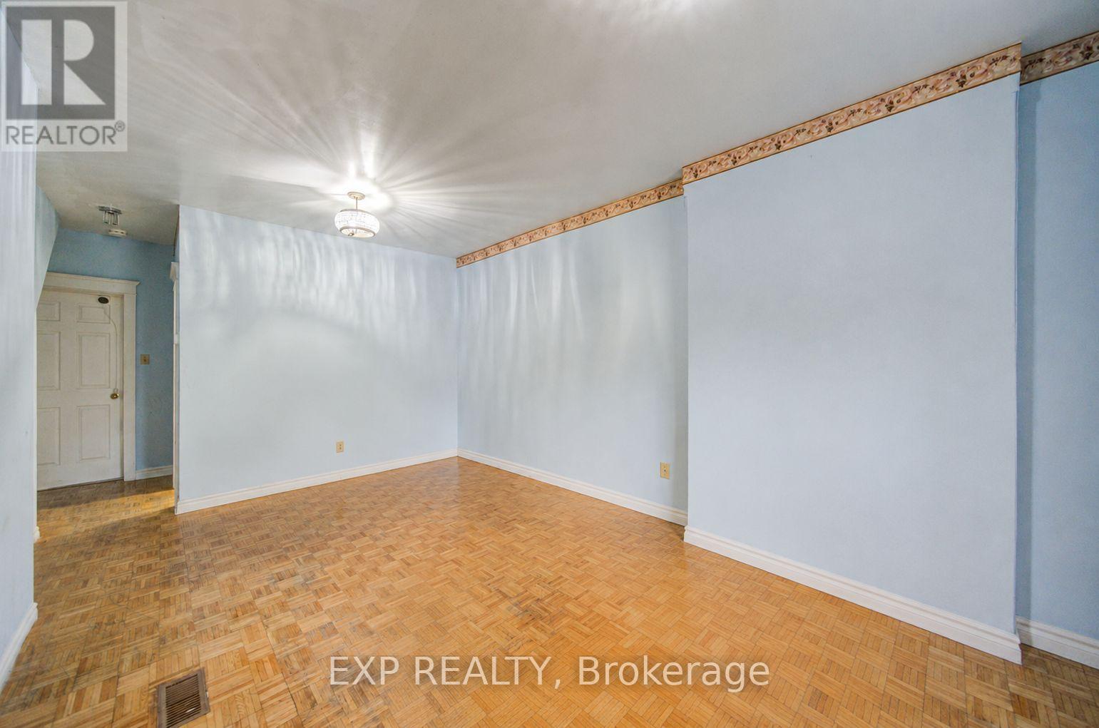 170 Wallace Avenue, Toronto, Ontario  M6H 1V2 - Photo 4 - W13129294