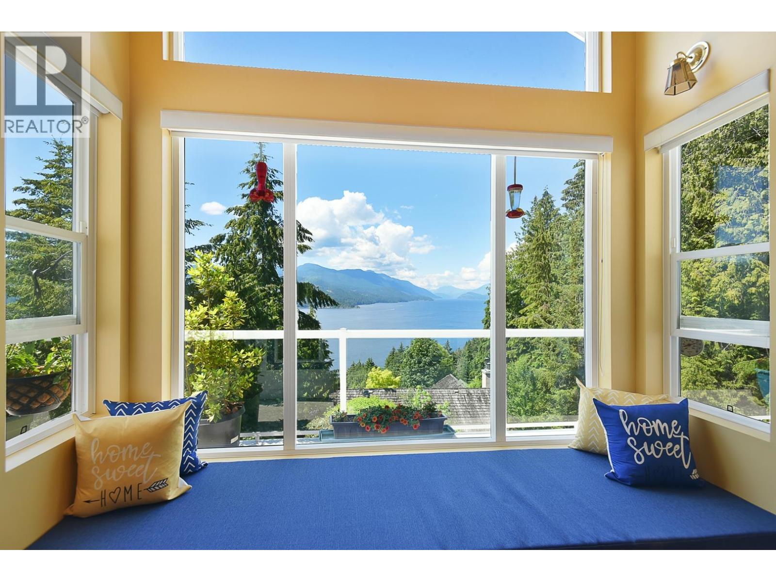 5870 SKOOKUMCHUK ROAD, Sechelt, British Columbia