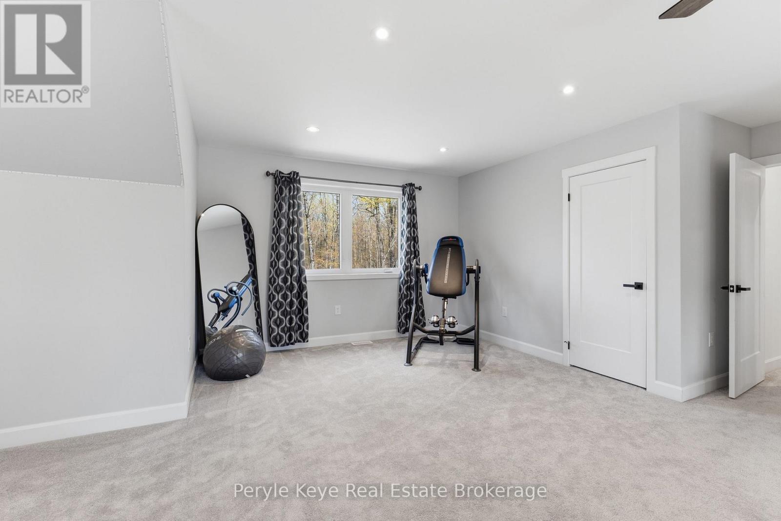 1056 Xavier Street, Gravenhurst, Ontario  P0E 1G0 - Photo 37 - X13141086