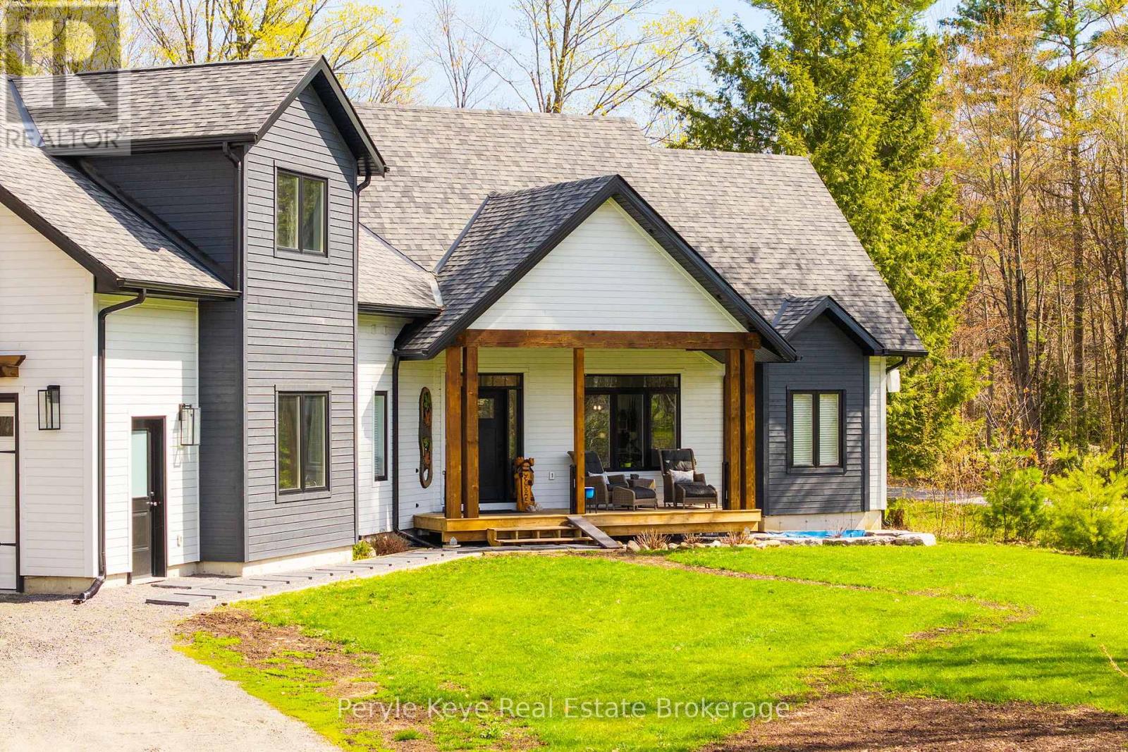 1056 Xavier Street, Gravenhurst, Ontario  P0E 1G0 - Photo 45 - X13141086
