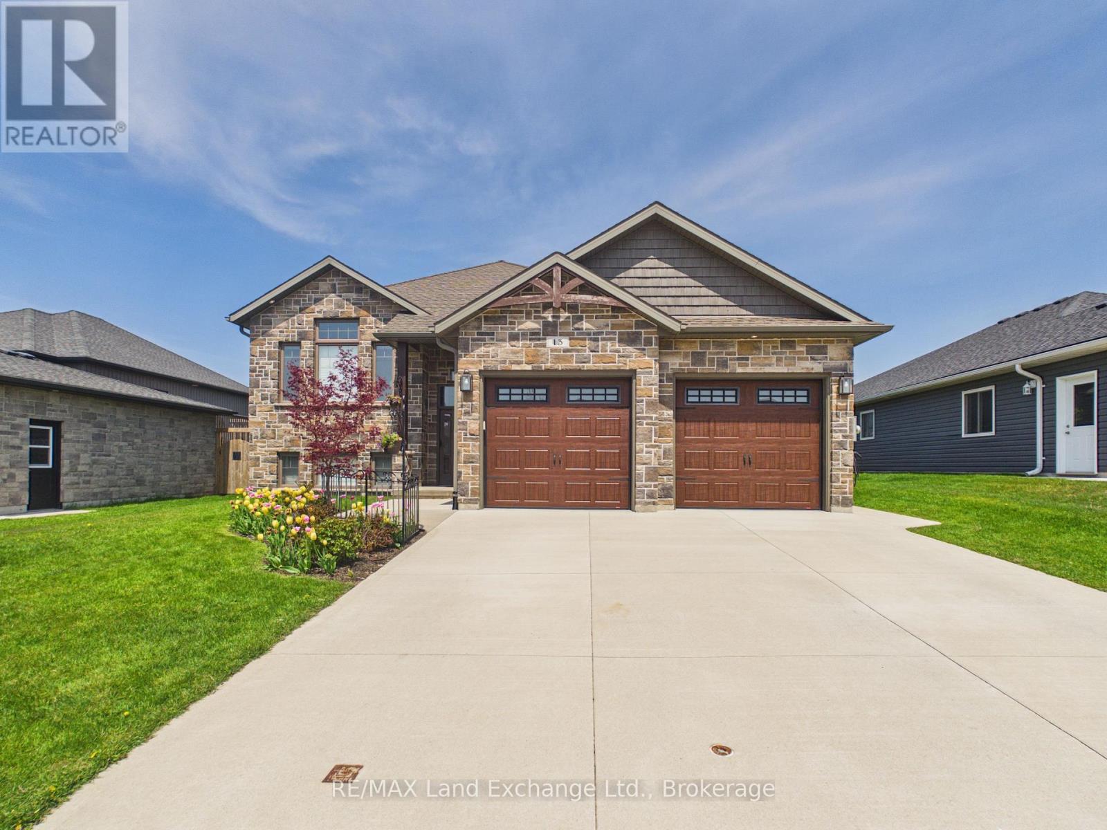 13 LAKEFIELD DRIVE, Kincardine, Ontario