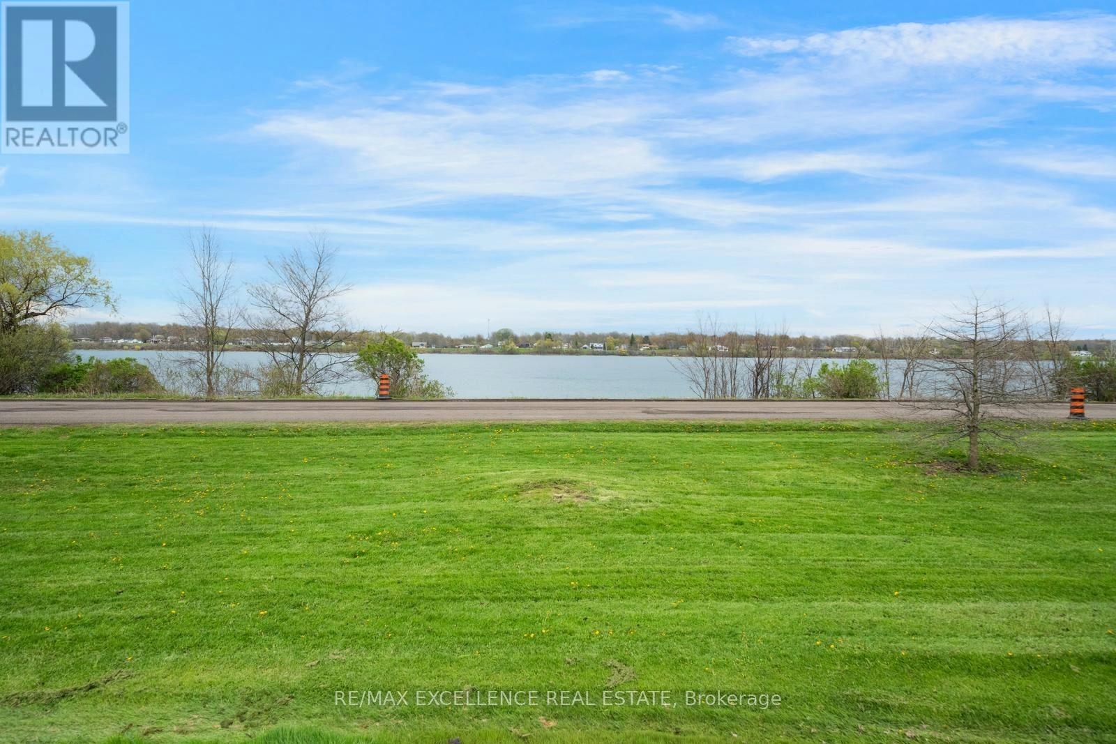 12575 Niagara River Parkway, Niagara Falls, Ontario  L2G 0P6 - Photo 2 - X13093338